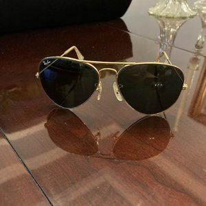 Mens Ray-Ban sunglasses with gold-metallic color frames